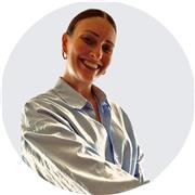 professionista nel settore moda: competenze di disegno di moda, fashion marketing e visual merchandiser